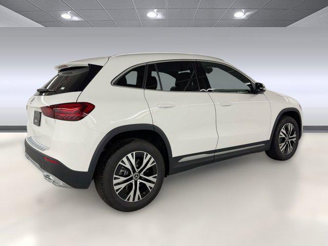 new 2026 Mercedes-Benz GLA 250 car, priced at $43,780