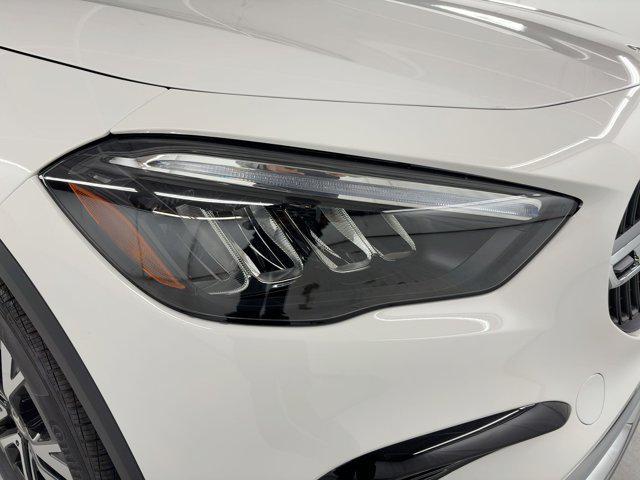 new 2026 Mercedes-Benz GLA 250 car, priced at $43,780