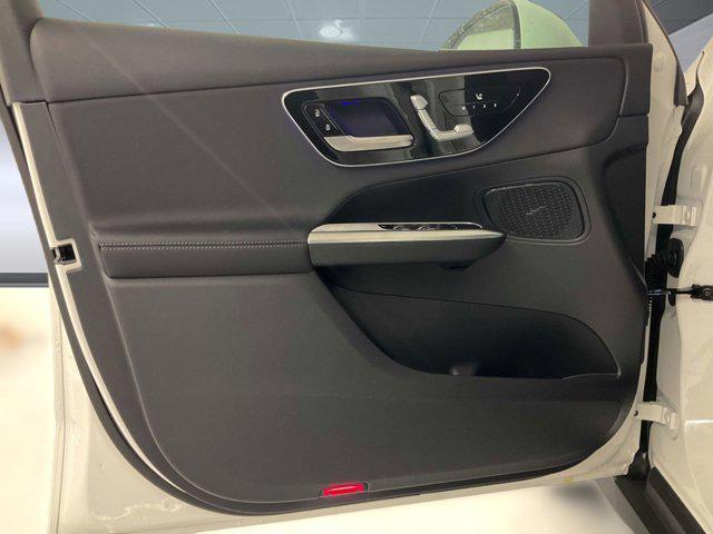 new 2025 Mercedes-Benz GLC 300 car, priced at $50,815