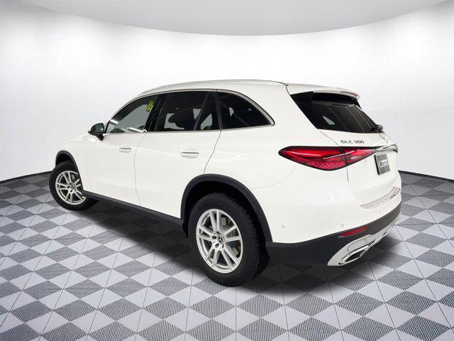 new 2025 Mercedes-Benz GLC 300 car, priced at $50,815