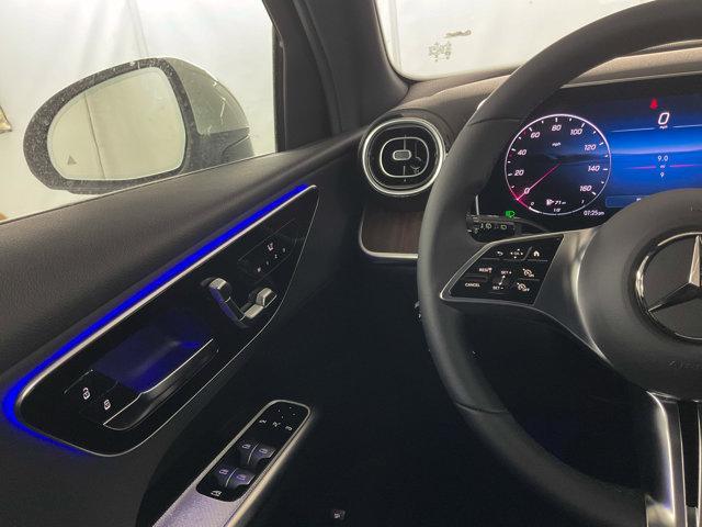 new 2025 Mercedes-Benz GLC 300 car, priced at $50,815
