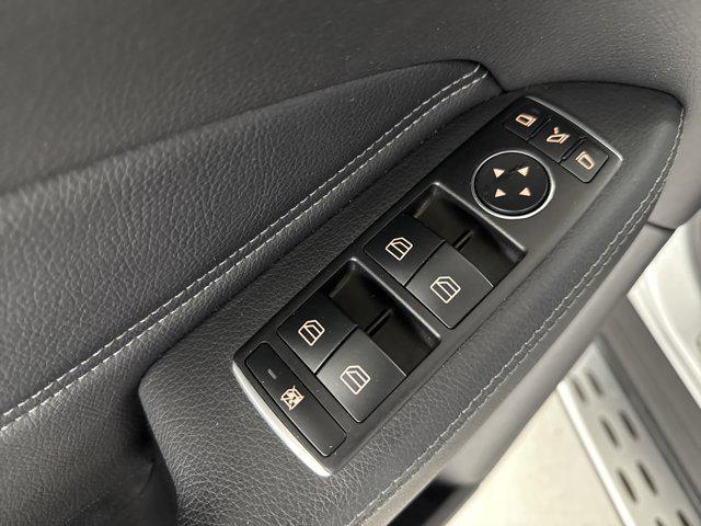 used 2019 Mercedes-Benz GLE 400 car, priced at $24,299