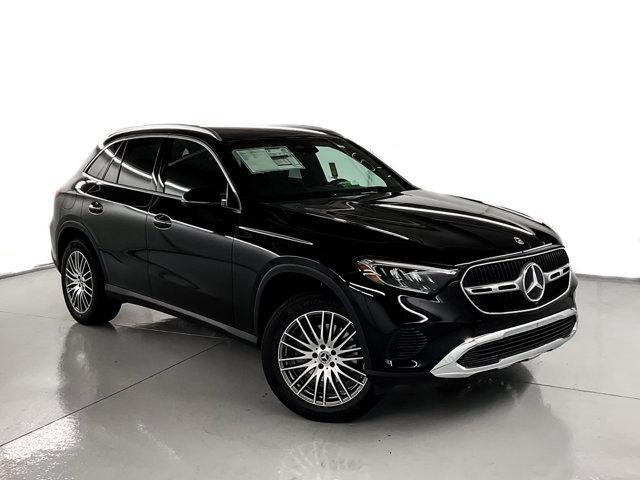 new 2025 Mercedes-Benz GLC 300 car, priced at $54,075