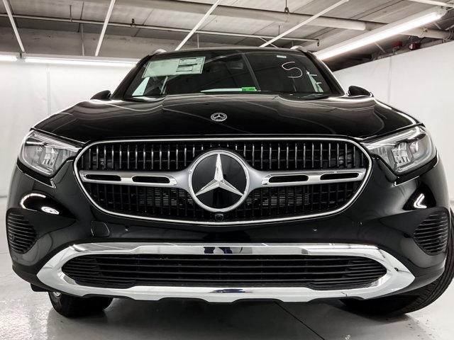 new 2025 Mercedes-Benz GLC 300 car, priced at $54,075