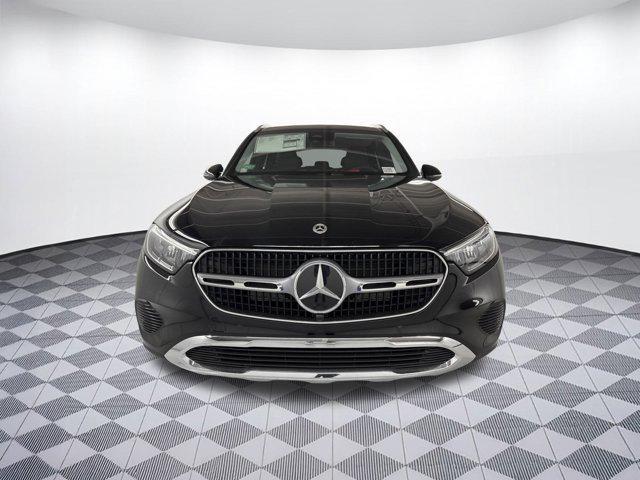 new 2025 Mercedes-Benz GLC 350e car, priced at $61,700