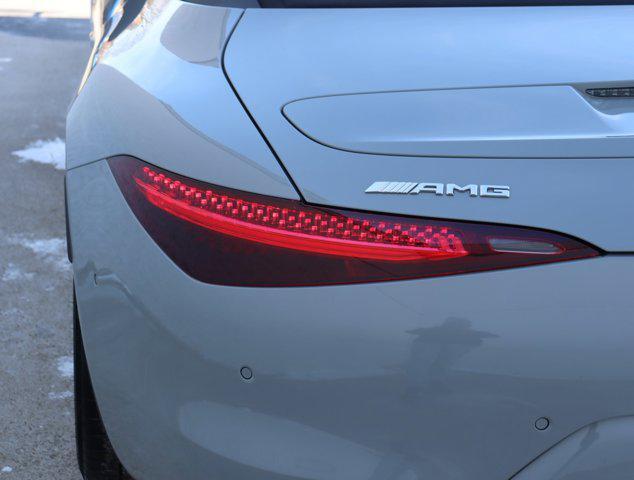new 2025 Mercedes-Benz AMG SL 43 car, priced at $126,870