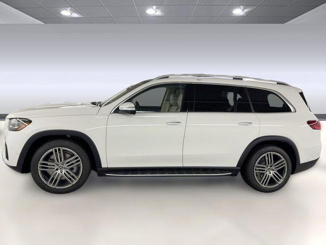 new 2026 Mercedes-Benz GLS 450 car