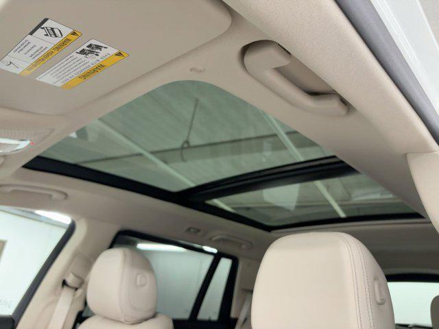 new 2026 Mercedes-Benz GLS 450 car