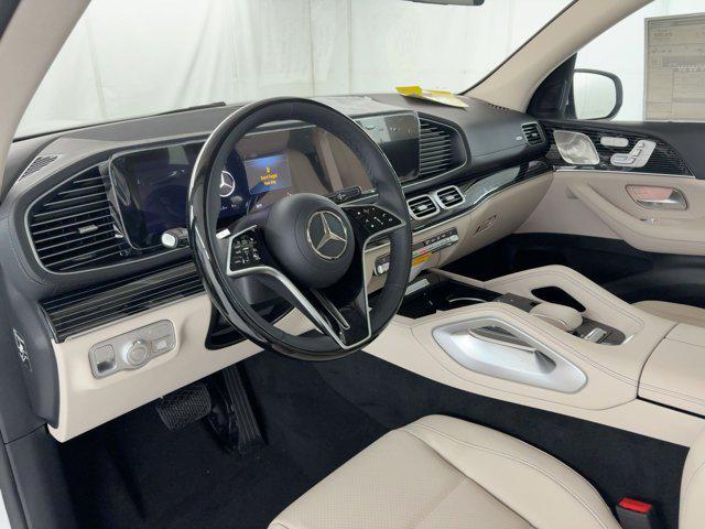 new 2026 Mercedes-Benz GLS 450 car