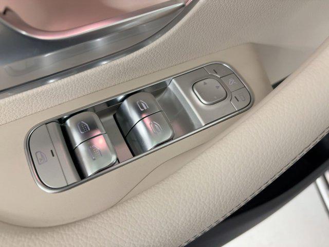 new 2026 Mercedes-Benz GLS 450 car