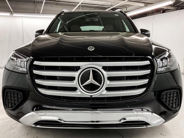 new 2025 Mercedes-Benz GLS 450 car