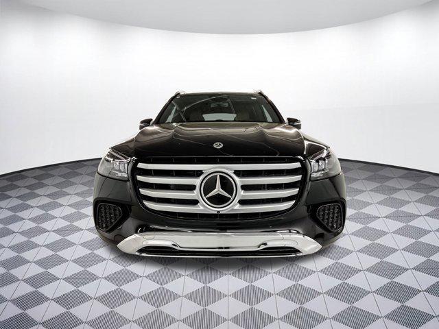 new 2025 Mercedes-Benz GLS 450 car