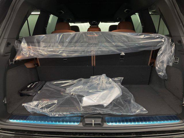 new 2025 Mercedes-Benz GLS 450 car