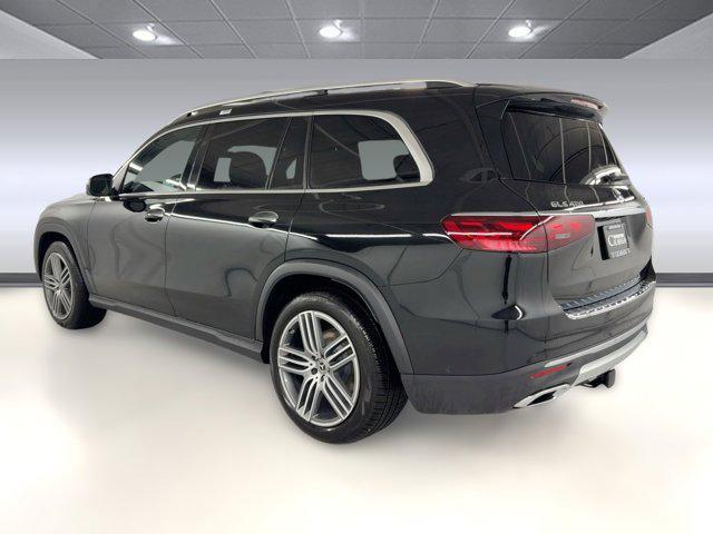 new 2025 Mercedes-Benz GLS 450 car