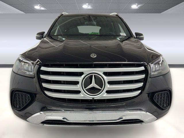 new 2025 Mercedes-Benz GLS 450 car