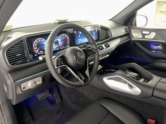new 2025 Mercedes-Benz GLS 450 car