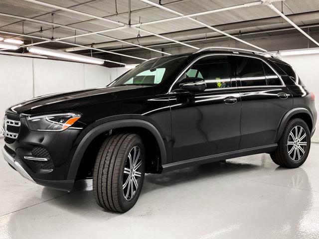 new 2025 Mercedes-Benz GLE 450 car, priced at $75,135