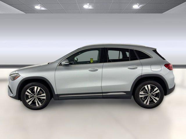 used 2025 Mercedes-Benz GLA 250 car, priced at $35,996