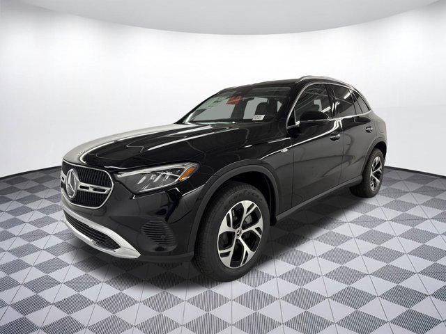 new 2025 Mercedes-Benz GLC 350e car, priced at $61,085