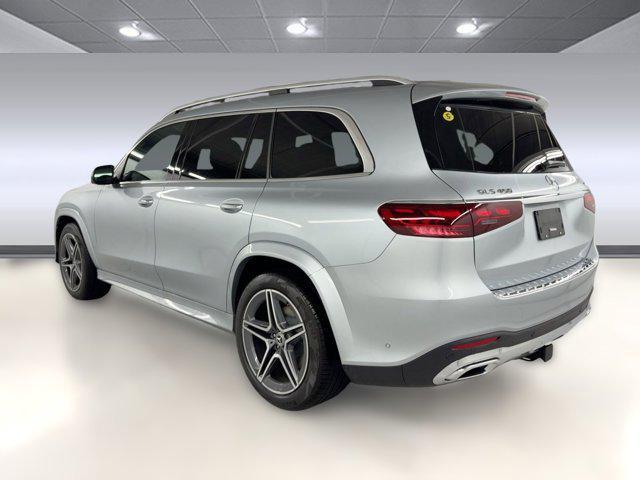 new 2025 Mercedes-Benz GLS 450 car