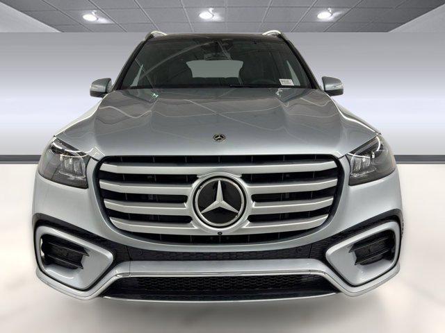 new 2025 Mercedes-Benz GLS 450 car