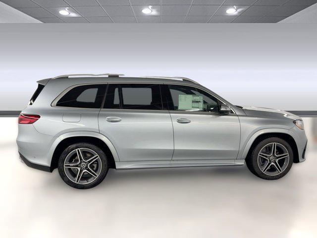 new 2025 Mercedes-Benz GLS 450 car