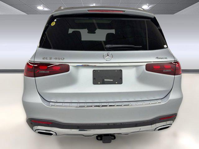 new 2025 Mercedes-Benz GLS 450 car