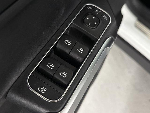 new 2025 Mercedes-Benz GLB 250 car, priced at $53,120