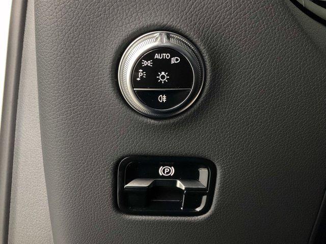 new 2025 Mercedes-Benz GLC 300 car, priced at $51,125