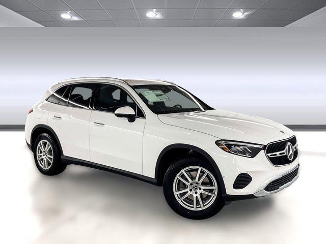 new 2025 Mercedes-Benz GLC 300 car, priced at $51,125