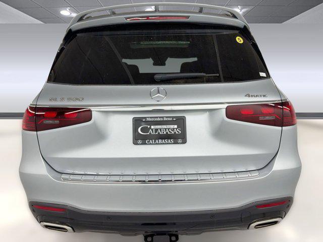 new 2026 Mercedes-Benz GLS 580 car