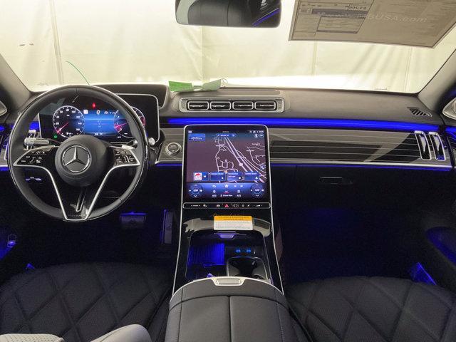 new 2025 Mercedes-Benz Maybach S 580 car, priced at $227,045