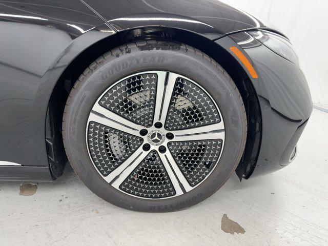 new 2026 Mercedes-Benz EQS 450 car, priced at $104,645