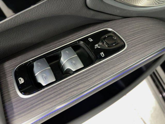 new 2026 Mercedes-Benz EQS 450 car, priced at $104,645
