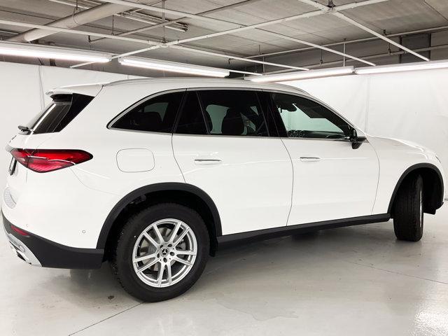 new 2025 Mercedes-Benz GLC 300 car, priced at $51,125