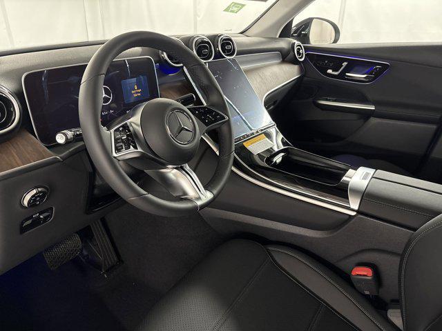 new 2025 Mercedes-Benz GLC 350e car, priced at $61,085