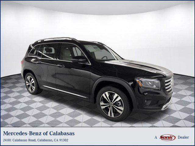 new 2025 Mercedes-Benz GLB 250 car, priced at $46,985