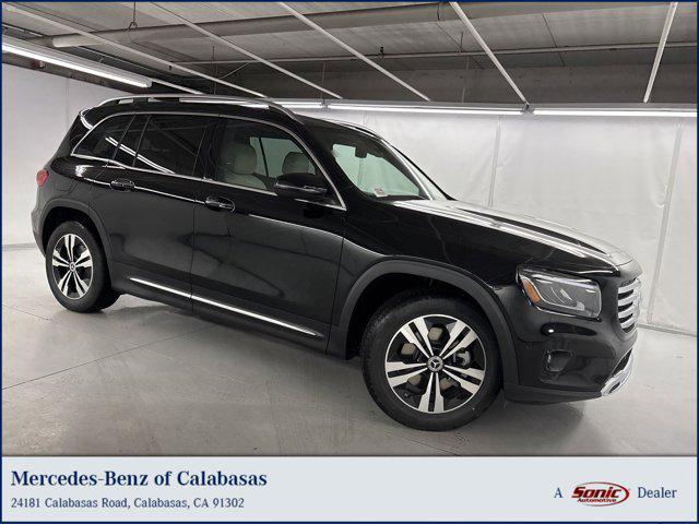 new 2025 Mercedes-Benz GLB 250 car, priced at $46,985