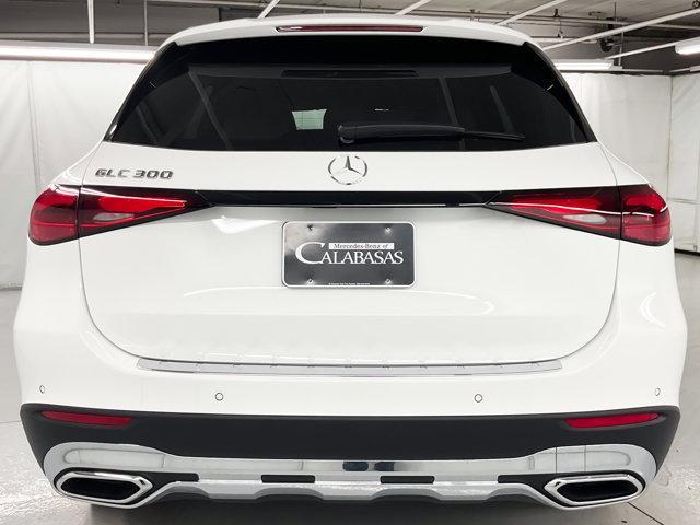 new 2025 Mercedes-Benz GLC 300 car, priced at $51,125