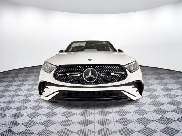 new 2025 Mercedes-Benz GLC 300 car, priced at $64,985