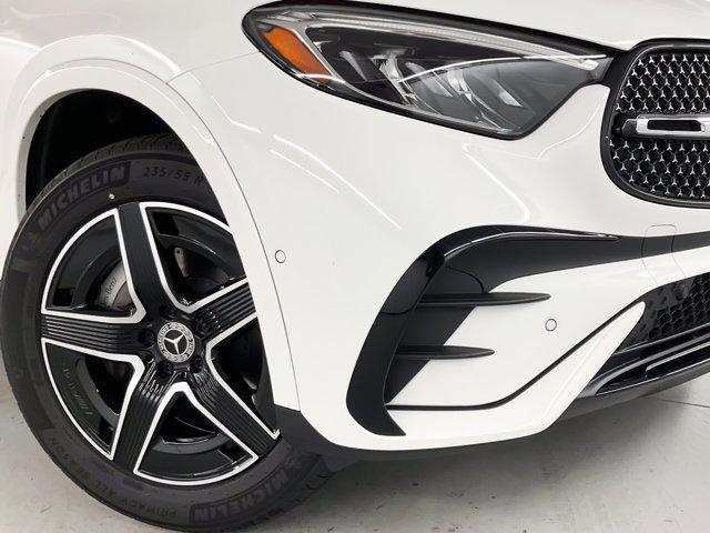 new 2025 Mercedes-Benz GLC 300 car, priced at $64,985