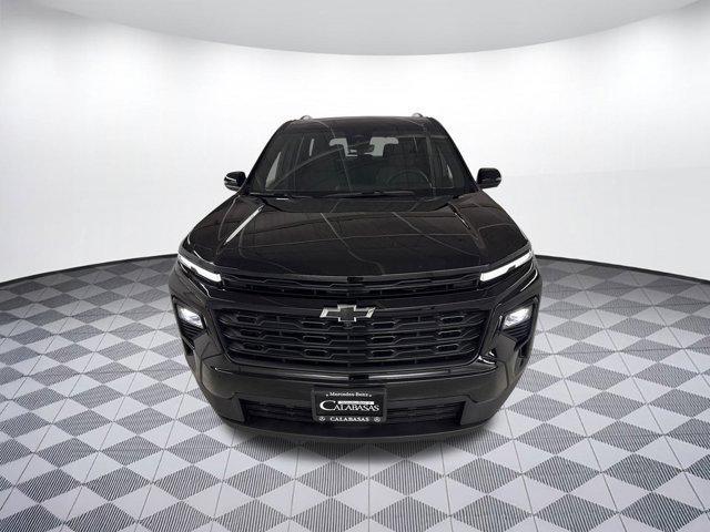 used 2024 Chevrolet Traverse car, priced at $39,999