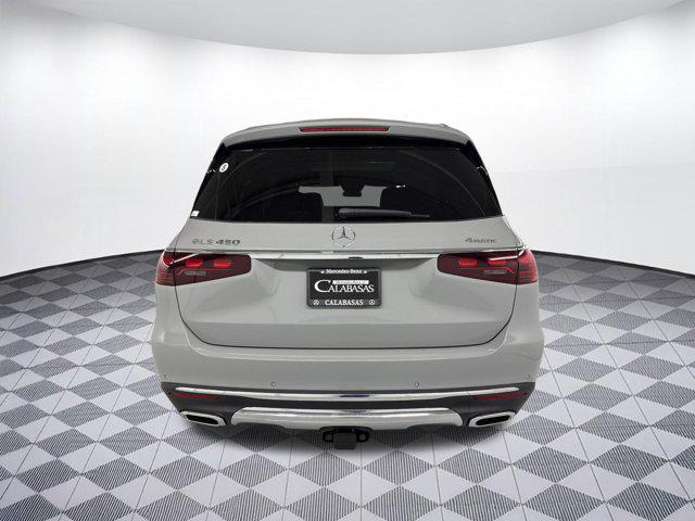 new 2025 Mercedes-Benz GLS 450 car