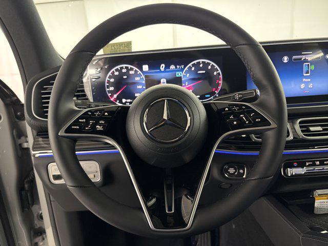 new 2025 Mercedes-Benz GLS 450 car