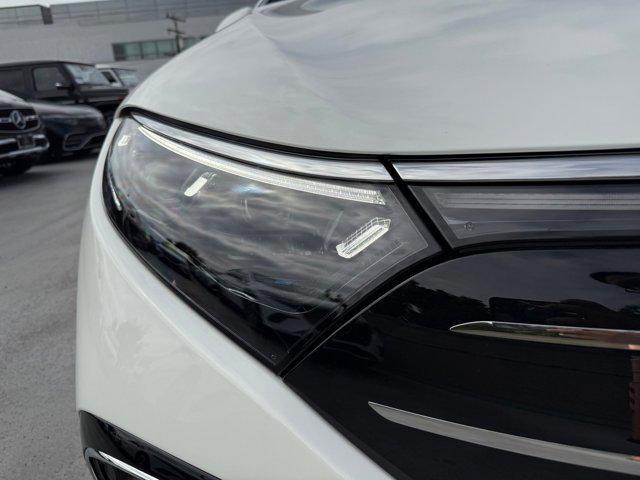 new 2026 Mercedes-Benz EQS 450 car, priced at $106,845