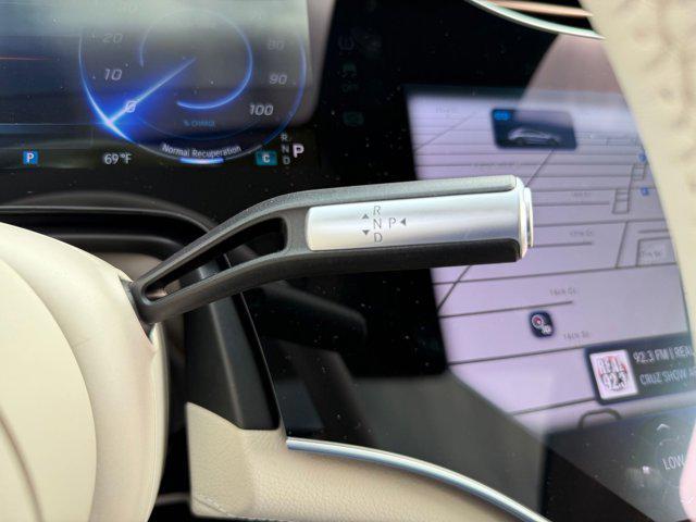 new 2026 Mercedes-Benz EQS 450 car, priced at $106,845