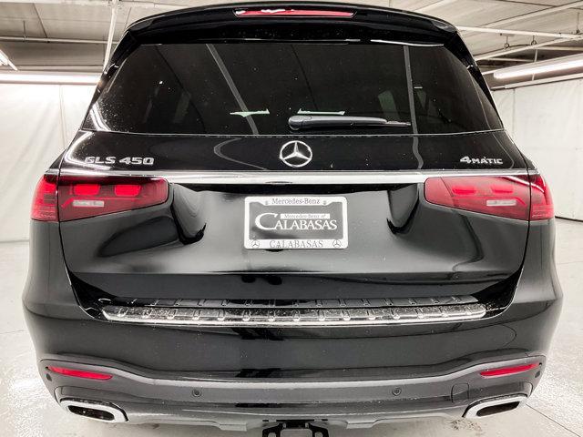 new 2025 Mercedes-Benz GLS 450 car