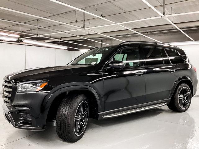 new 2025 Mercedes-Benz GLS 450 car