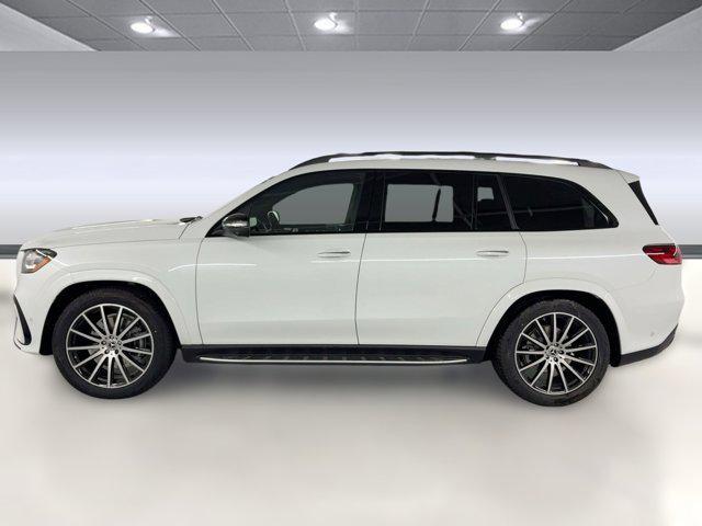 new 2026 Mercedes-Benz GLS 580 car