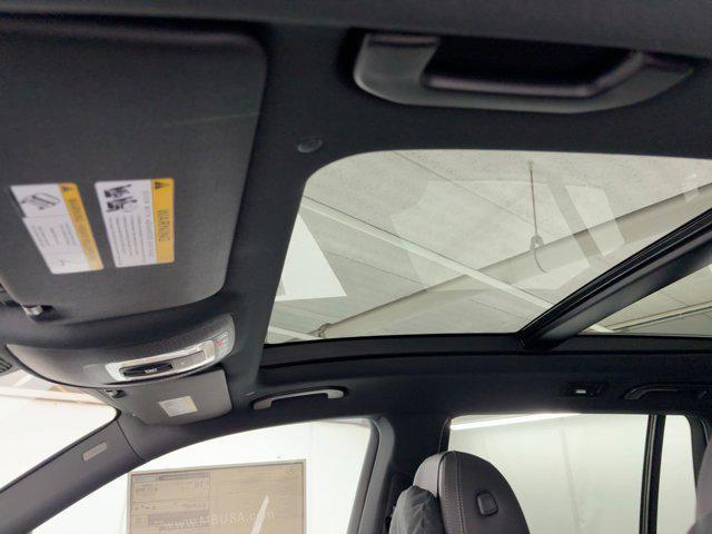 new 2026 Mercedes-Benz GLS 580 car